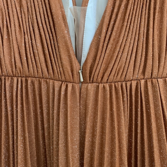 Brand new custom made dress - Picture 5 of 6